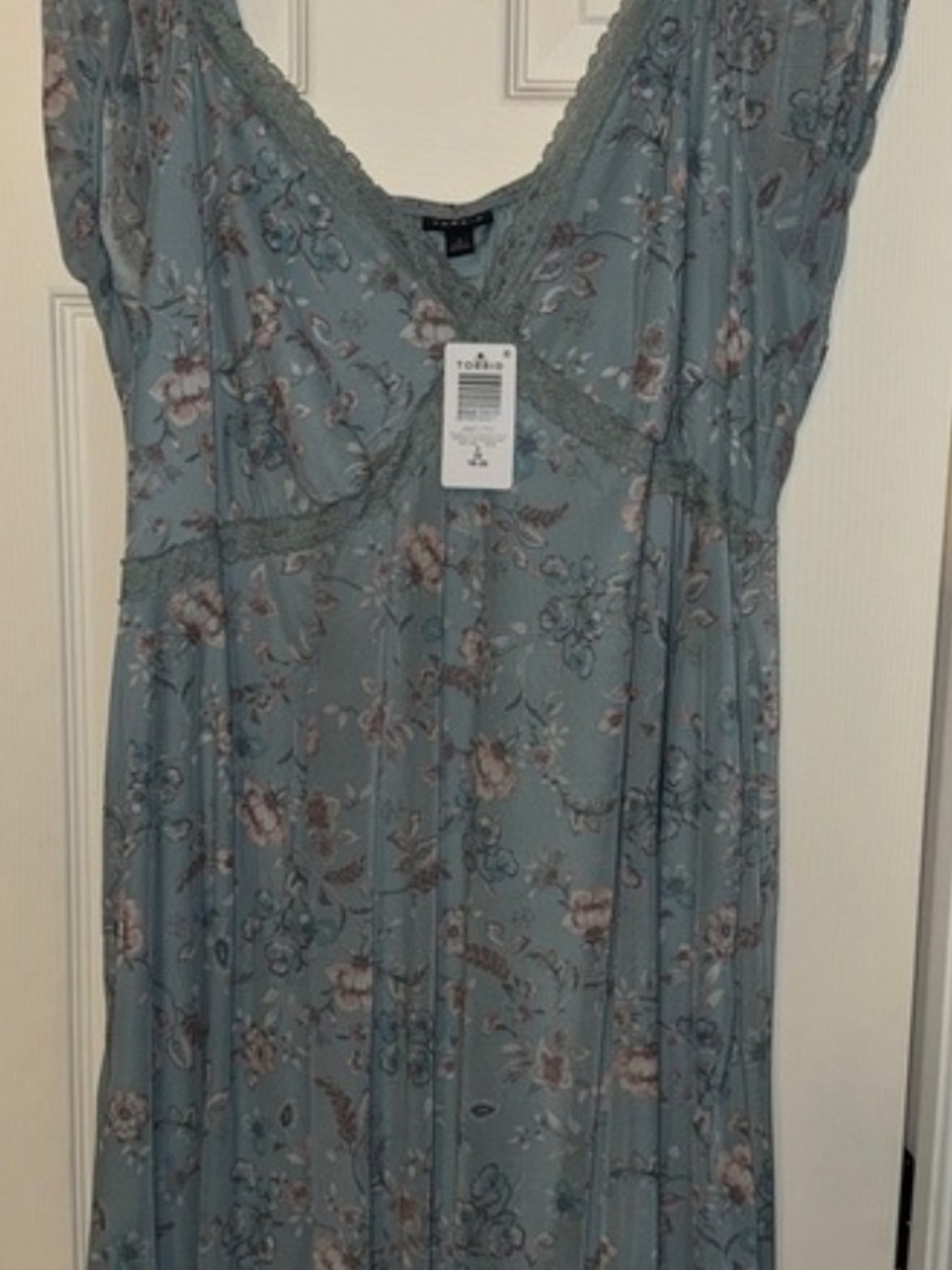 Torrid Light Blue Floral Midi Dress Size 2